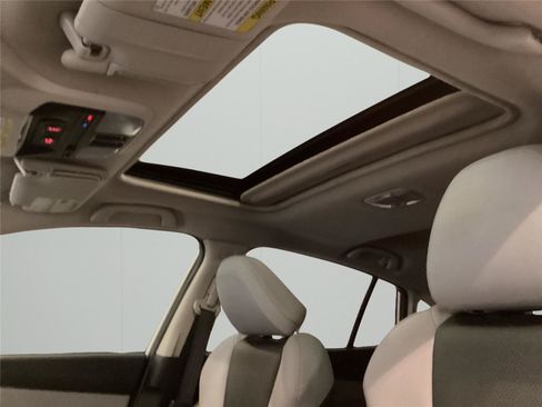 Used 2018 Subaru Crosstrek 2.0i Limited AWD/4WD image 24