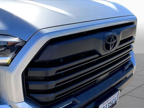 Used 2023 Toyota Tundra SR5 w/ SR5 Convenience Package AWD/4WD image 29