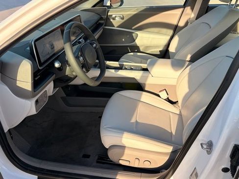 Used 2025 Hyundai Ioniq 6 Limited RWD image 10