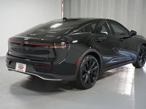 Used 2025 Toyota Crown Nightshade image 8