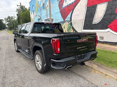 Used 2020 GMC Sierra 1500 Denali w/ Technology Package AWD/4WD image 5