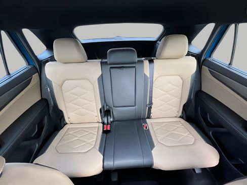 New 2026 Volkswagen Atlas Cross Sport SE AWD/4WD image 23