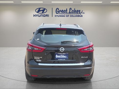 Used 2021 Nissan Rogue Sport SV AWD/4WD image 4