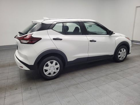 Used 2024 Nissan Kicks S FWD image 10