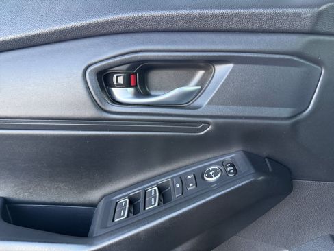Used 2025 Honda Accord SE image 23