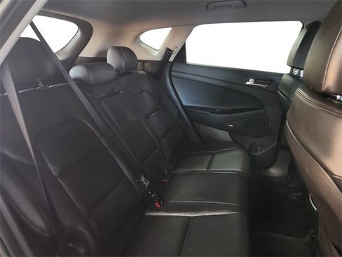 Used 2019 Hyundai Tucson Limited image 23
