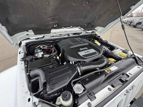 Used 2015 Jeep Wrangler Unlimited Sahara w/ Max Tow Package image 44