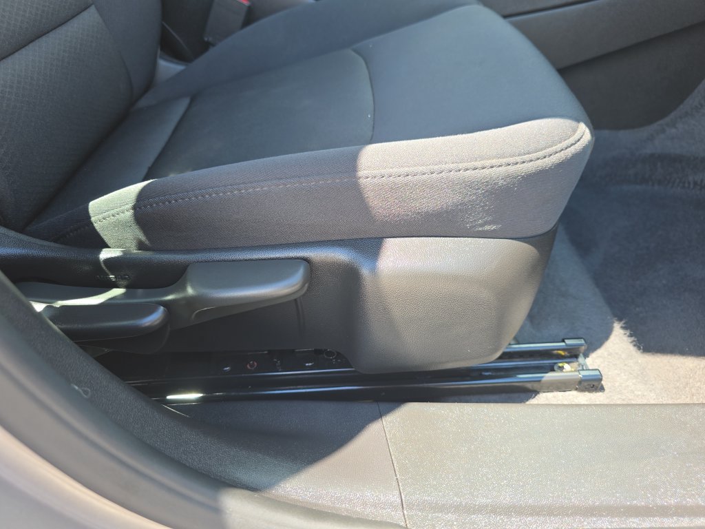 Used 2025 Chevrolet Malibu LT FWD image 35