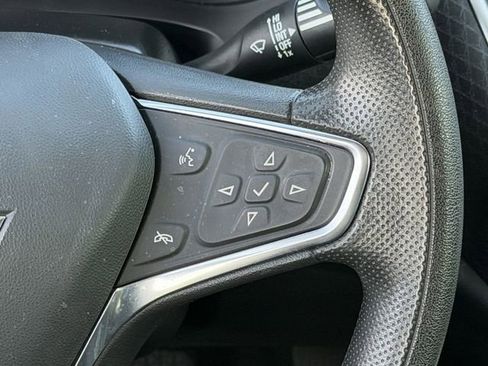 Used 2024 Chevrolet Malibu LT image 15