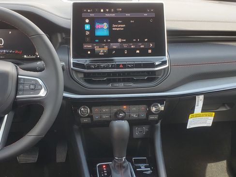 New 2026 Jeep Compass Trailhawk AWD/4WD image 24