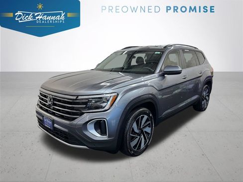 Used 2024 Volkswagen Atlas SE AWD/4WD image 1