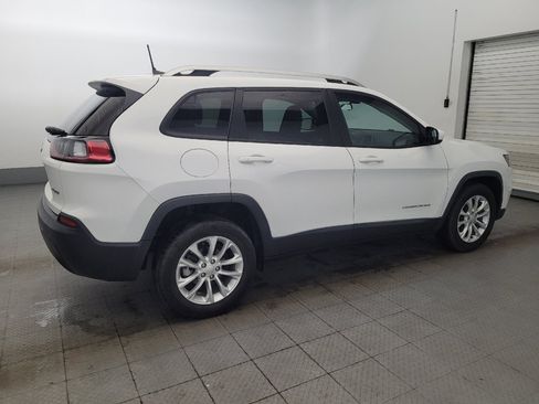 Used 2020 Jeep Cherokee Latitude FWD image 10