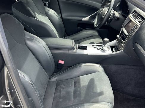 Used 2011 Lexus IS 250 w/ F-Sport Pkg w/Summer Tires RWD image 15