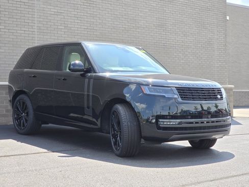 New 2025 Land Rover Range Rover SE image 41