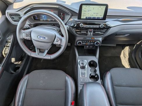 Used 2025 Ford Escape ST-Line image 6