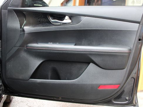 Used 2021 Kia Forte GT image 43