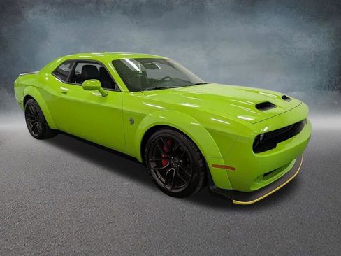 Used 2023 Dodge Challenger SRT Hellcat RWD image 3