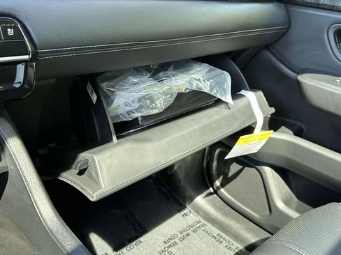 Certified 2025 Honda Pilot Elite image 34