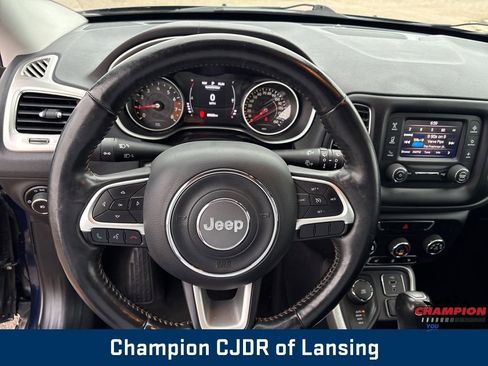 Used 2018 Jeep Compass Latitude w/ Cold Weather Group image 23