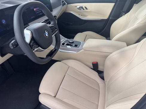 Certified 2025 BMW 330i xDrive Sedan w/ Premium Package AWD/4WD image 14