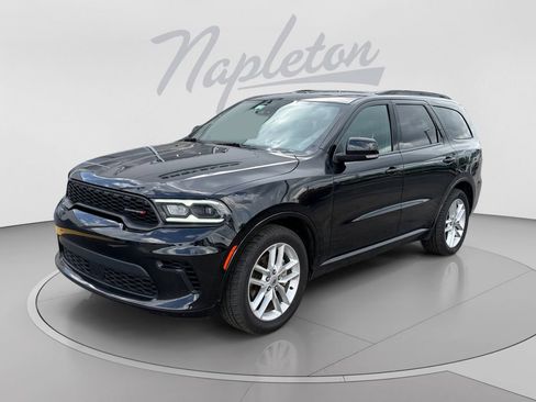 Used 2024 Dodge Durango GT RWD image 1