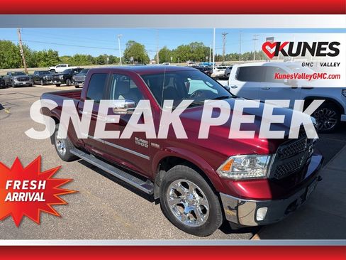 Used 2018 RAM 1500 Laramie w/ Convenience Group AWD/4WD image 1