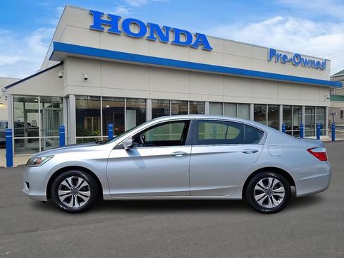 Used 2014 Honda Accord LX image 8
