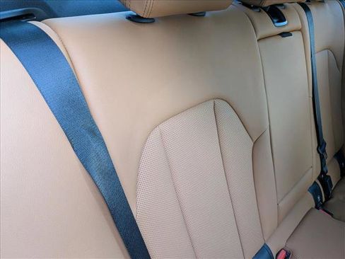 Used 2024 BMW 330i Sedan w/ Premium Package image 17