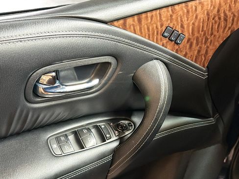 Used 2020 Nissan Armada SL w/ Premium Package image 15