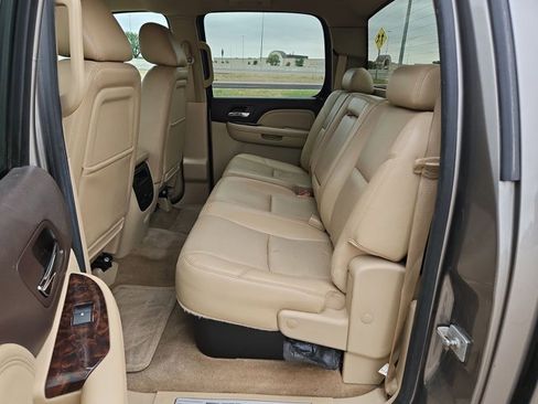 Used 2013 GMC Sierra 1500 Denali AWD/4WD image 24