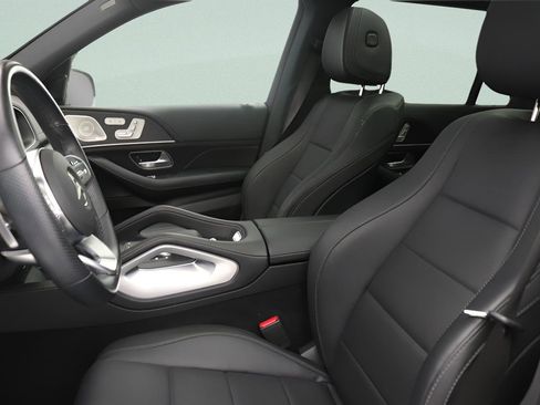 Certified 2023 Mercedes-Benz GLS 450 4MATIC image 29