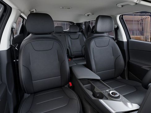 New 2025 Kia EV6 Wind image 15