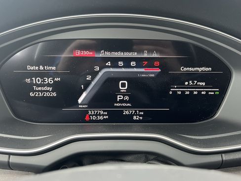 Used 2022 Audi Q5 2.0T Premium Plus w/ Premium Plus Package AWD/4WD image 21