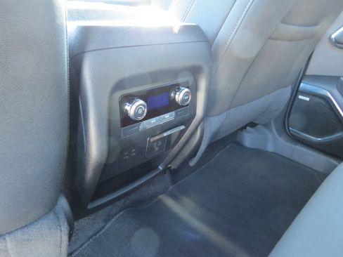 Used 2025 GMC Acadia Elevation image 14