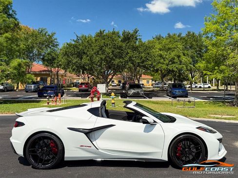 Used 2025 Chevrolet Corvette Z06 RWD image 65