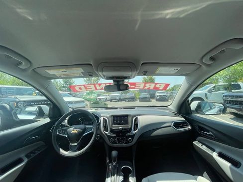 Used 2021 Chevrolet Equinox LT FWD image 25
