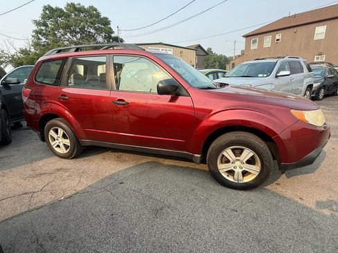 Used 2010 Subaru Forester 2.5X AWD/4WD image 3
