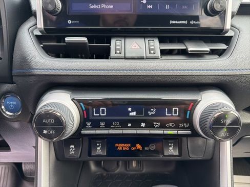 Used 2022 Toyota RAV4 XSE w/ XSE Grade Weather Package AWD/4WD image 27