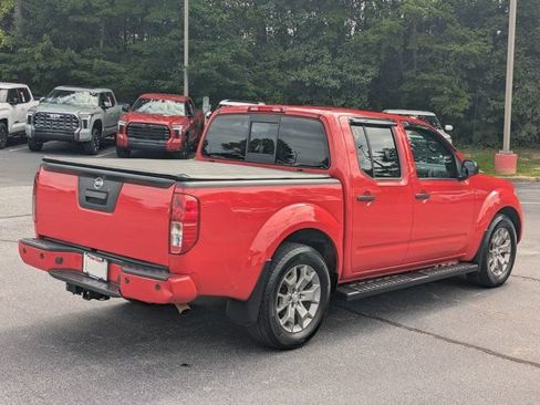 Used 2021 Nissan Frontier SV RWD image 7