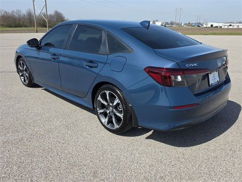 Certified 2025 Honda Civic Sport image 11