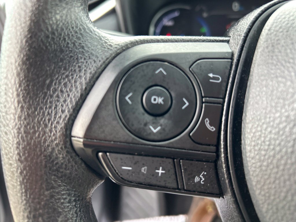 Used 2025 Toyota RAV4 XLE AWD/4WD image 24