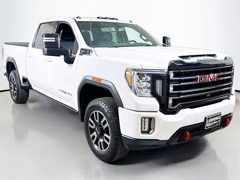 Used 2023 GMC Sierra 2500 AT4 w/ AT4 Preferred Package image 3