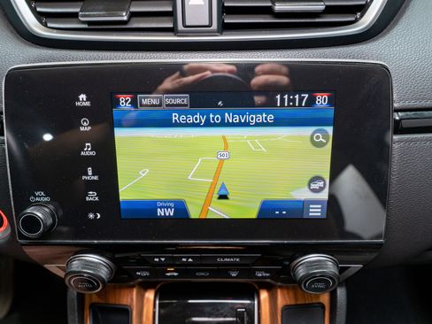 Used 2020 Honda CR-V Touring image 18