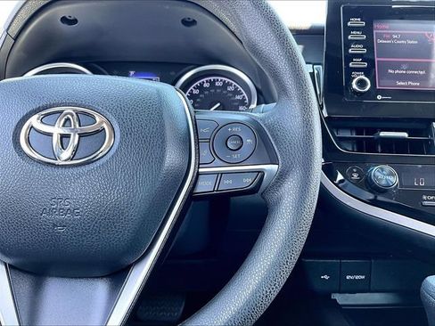 Used 2021 Toyota Camry LE FWD image 24
