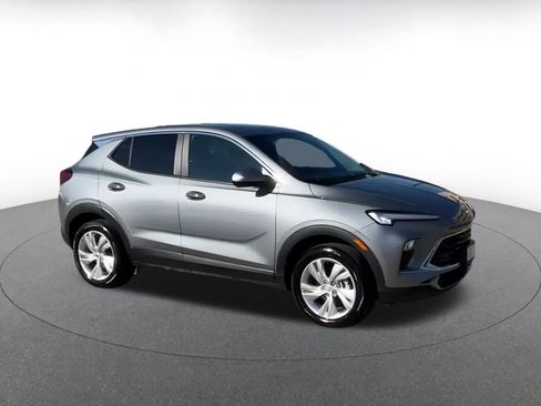 Used 2025 Buick Encore GX Preferred image 2