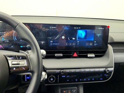 Used 2025 Hyundai Ioniq 5 SEL image 16