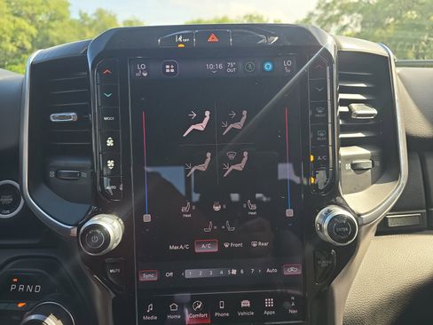 Certified 2025 RAM 1500 Lone Star AWD/4WD image 18