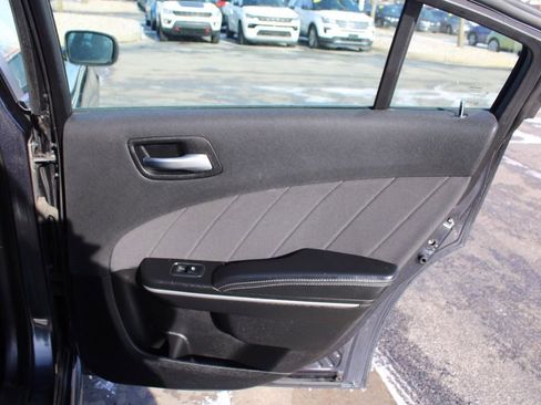Used 2019 Dodge Charger GT image 23