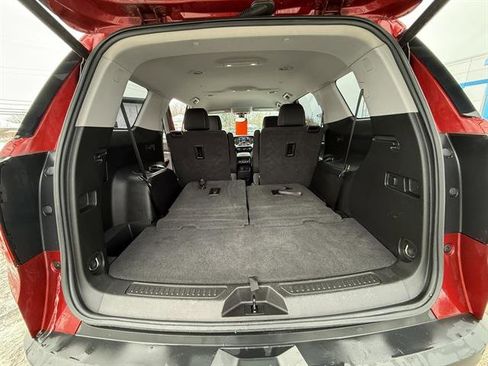 Used 2022 GMC Acadia SLE w/ Driver Convenience Package image 27