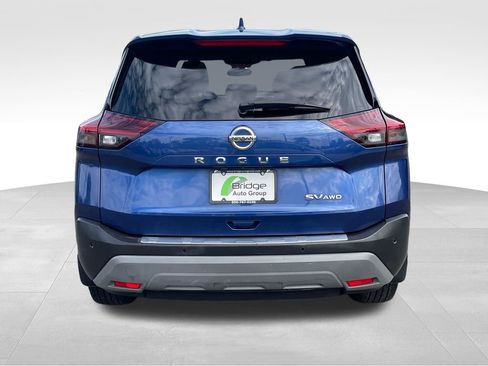 Used 2021 Nissan Rogue SV AWD/4WD image 7
